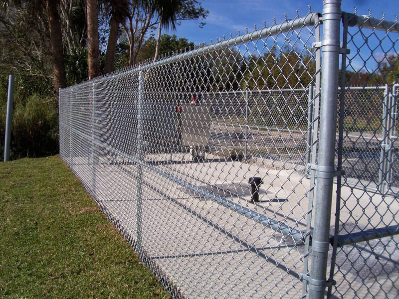Commercial fence in Pinecrest